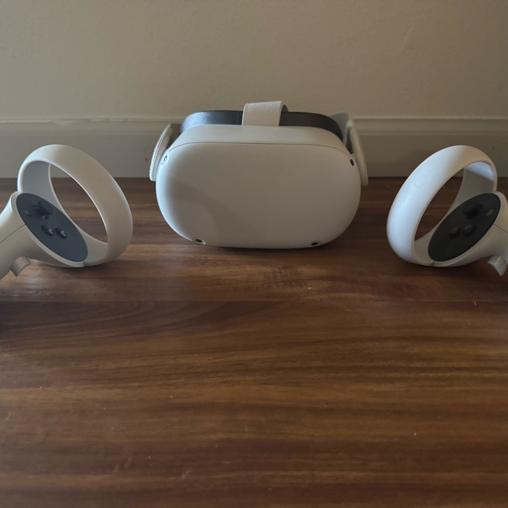 Meta Oculus Quest 2 White VR Headset and Controllers
